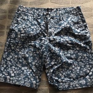 Gap shorts. 34 waist.